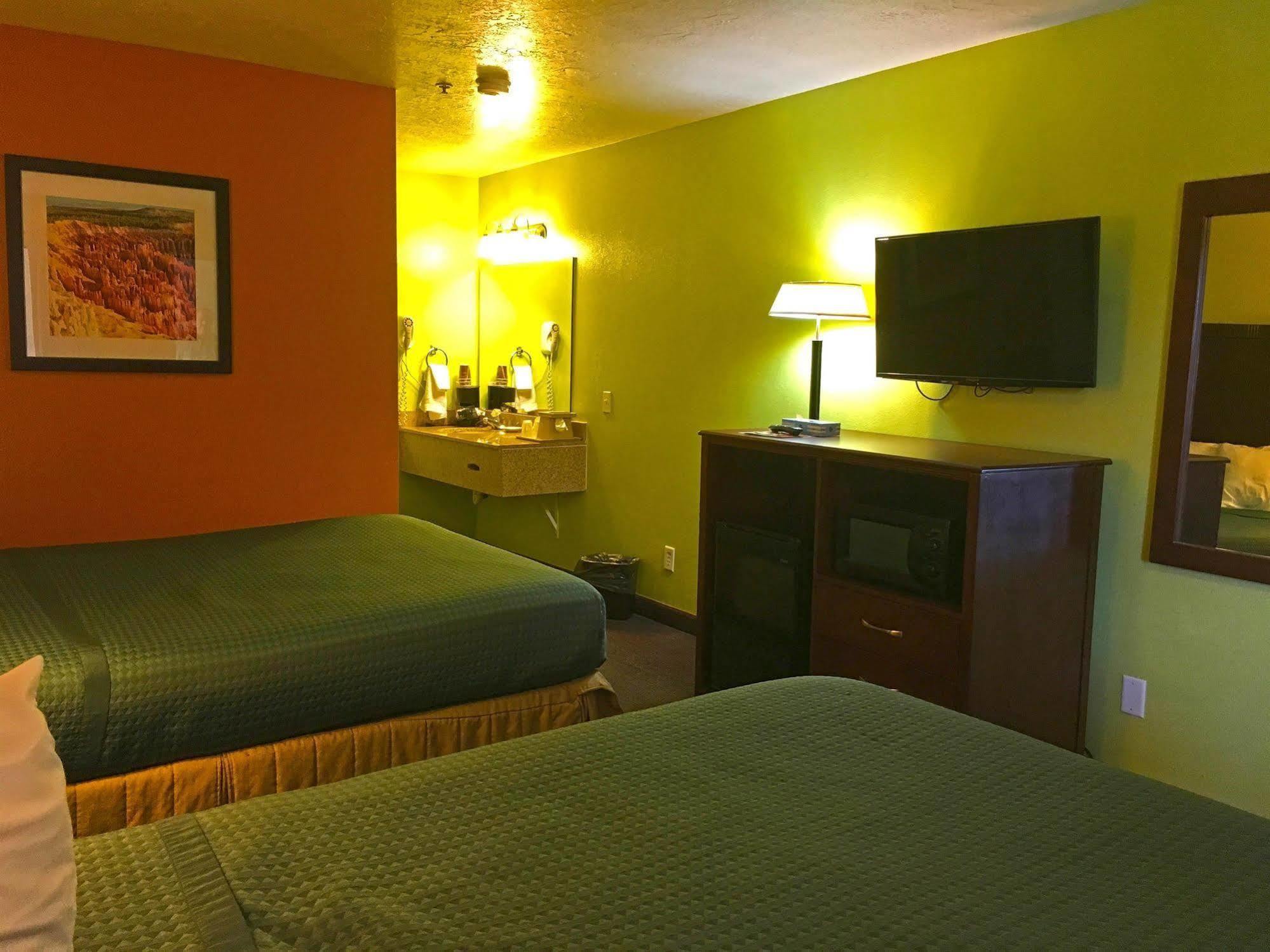 America'S Best Inn & Suites Saint George Exterior foto